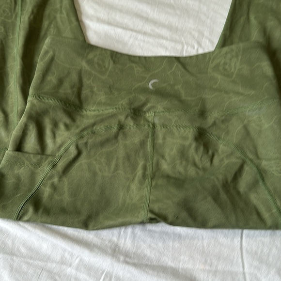 Zyia Olive Maze Pocket Light N Tight size 6-8 - Picture 6 of 6